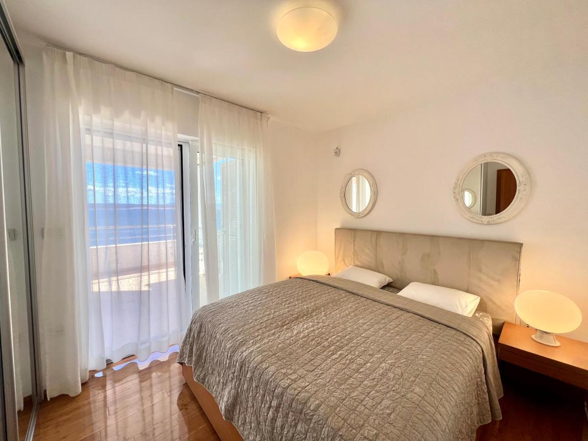 Apartment Golden View ดรามัลย์ ภายนอก รูปภาพ