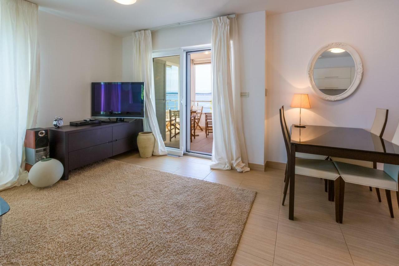 Apartment Golden View ดรามัลย์ ภายนอก รูปภาพ